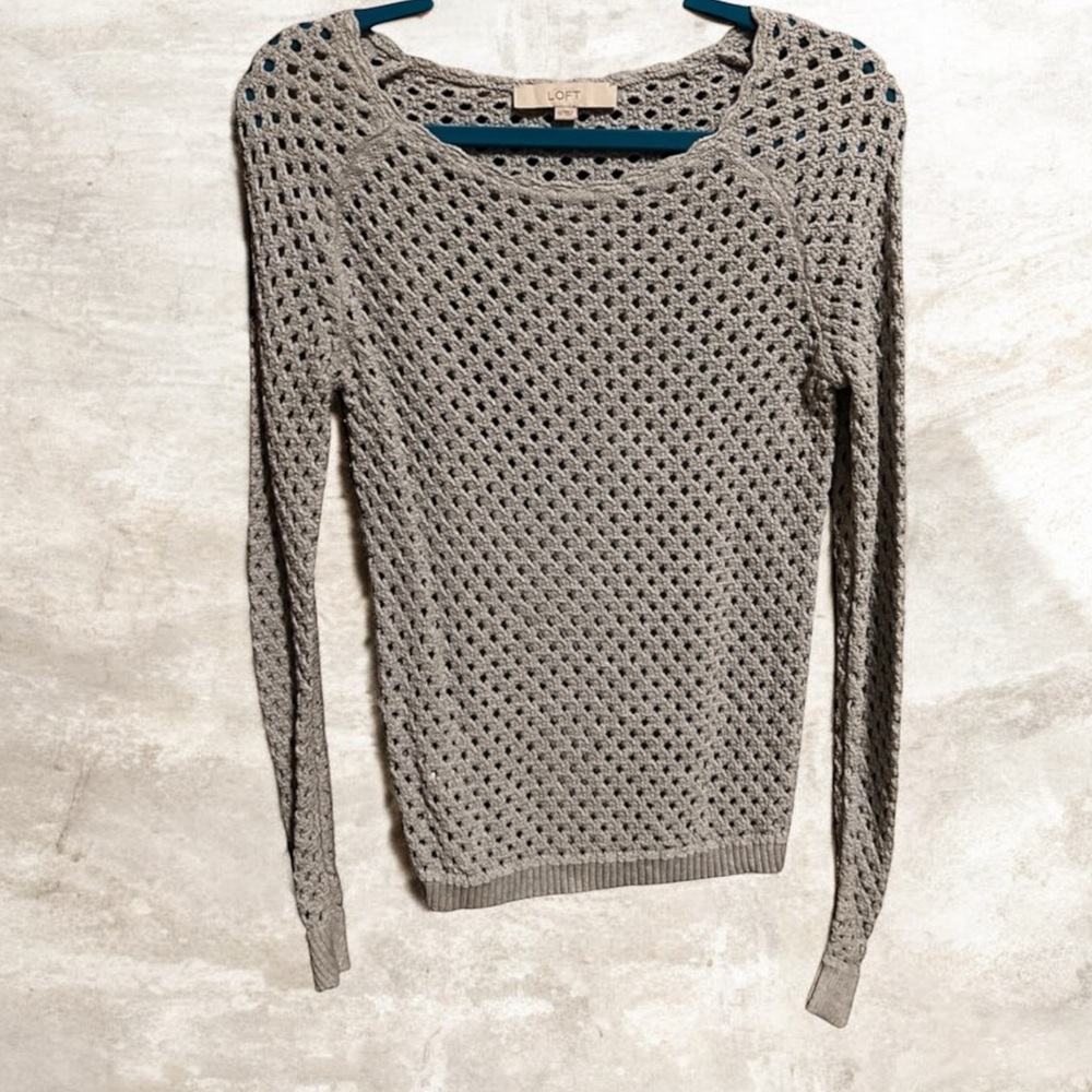 🔥2 for $6🔥 Ann Taylor LOFT Sweater – Size XS (Light Gray)